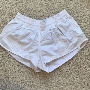 lululemon hotty hot shorts